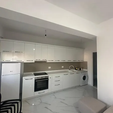 Apartamento Metaj Polisi i Vogel