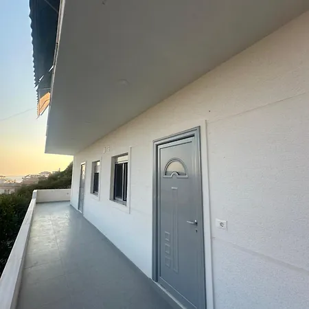 Apartamento Metaj *